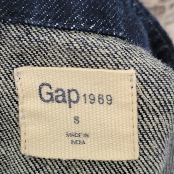 Gap 1969 Denim Dark Wash Mini Dress with Side Pockets and Front zipper.Size S - Picture 4 of 6